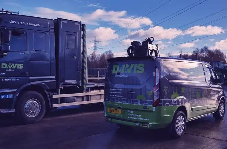 Davis trackhire vehicles