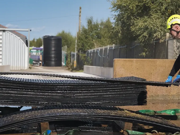 HDPE plastic equipment mats, how we combat the negatives