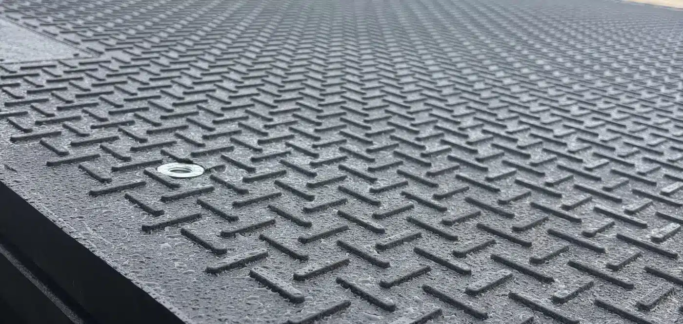 closeup of hdpe plastic trackway
